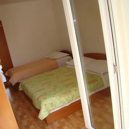 Bozena Πανσιόν 3*